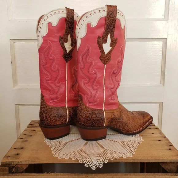 **SOLd*💗💫Ariat Vintage Cowgirl 🌸Barbie Pink🌸 Crossfire Caliente💫💗 8.5B - Picture 4 of 14